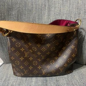 Louis Vuitton Graceful PM monogram with peony interior